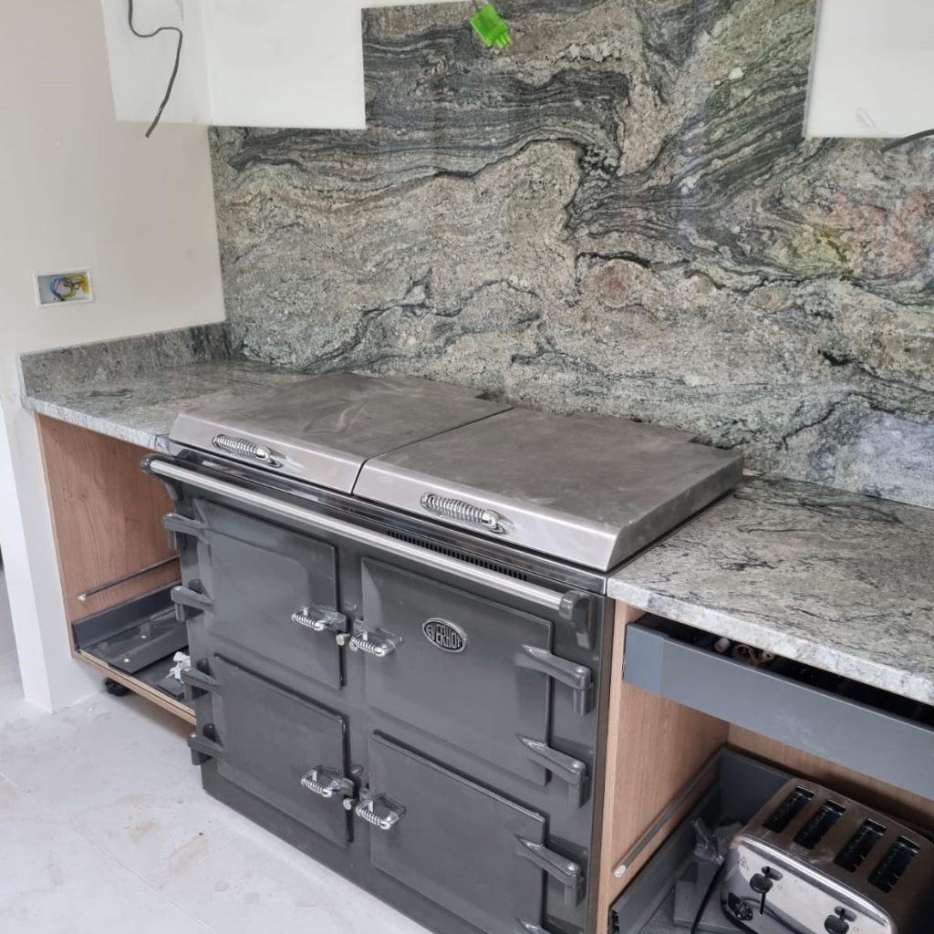 piracema-granite-kitchen